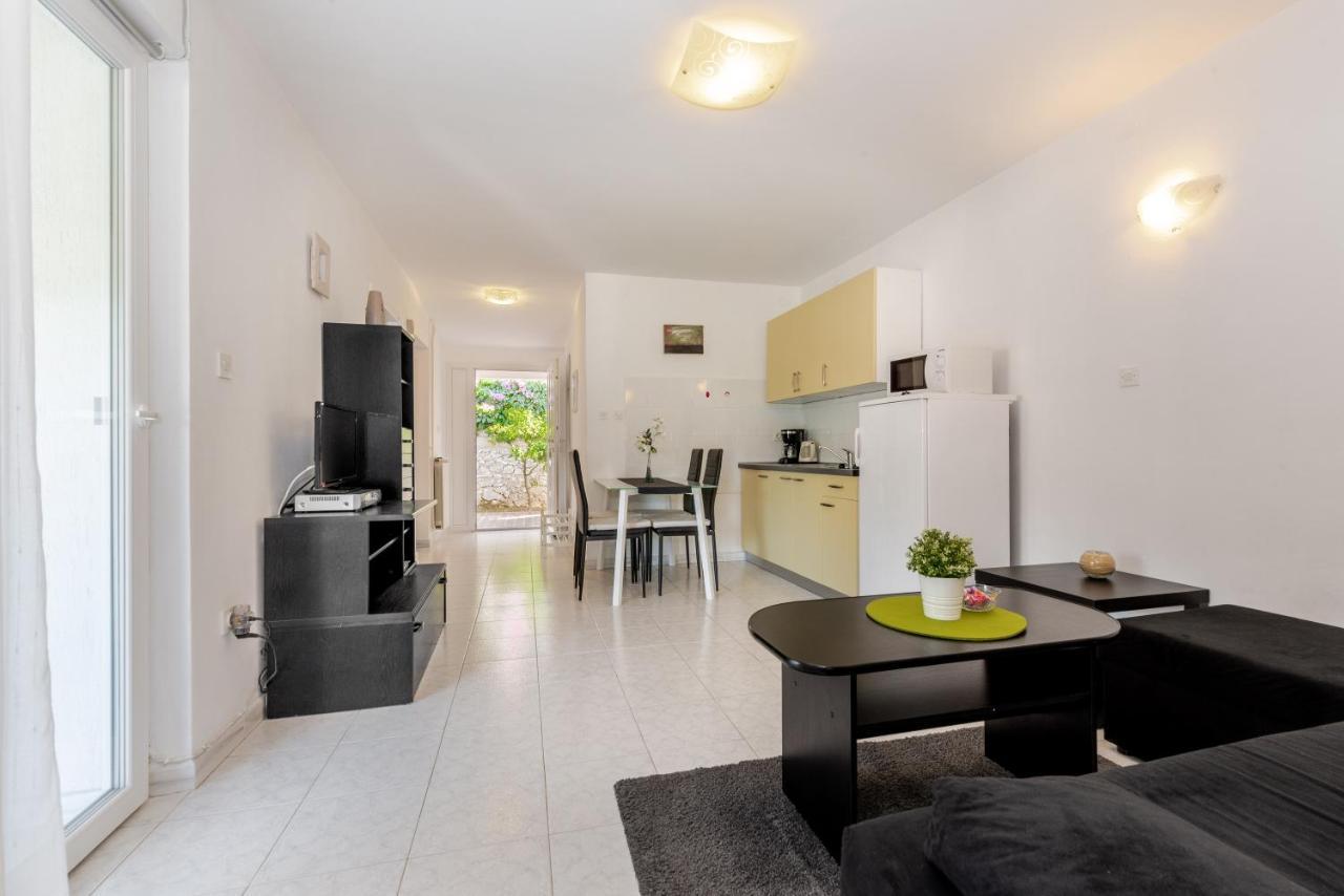 Apartments Kos Rabac Exterior photo